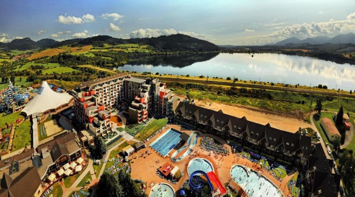 Apartman Liptov - Hotel Bešeňová エクステリア 写真